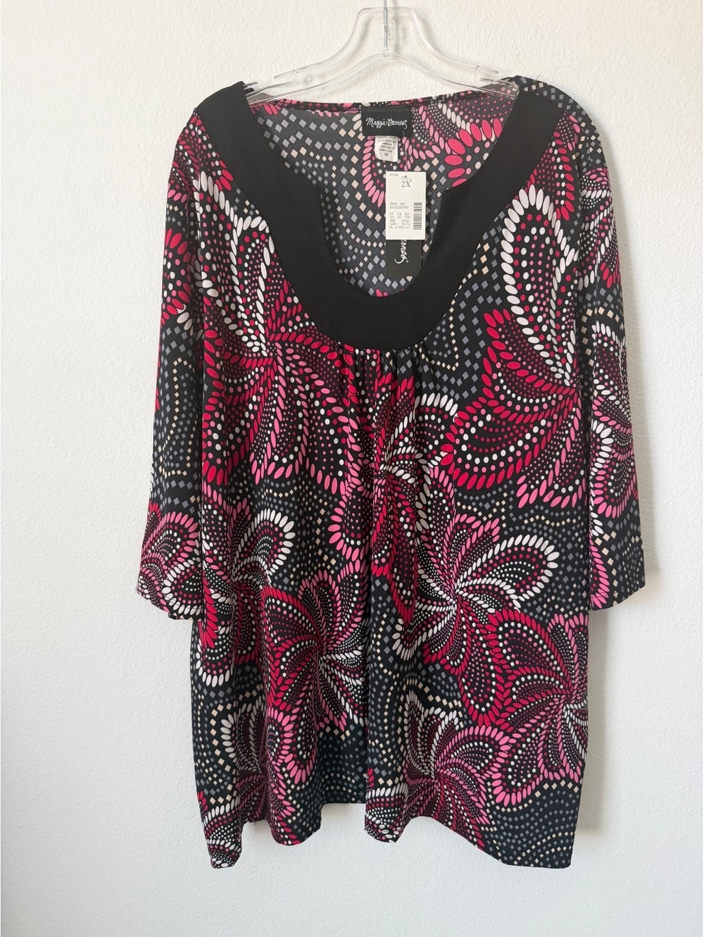 Maggie Barnes NWT 3/4 Sleeve Scoop Neck Abstract Floral Stretch Blouse Size 2X